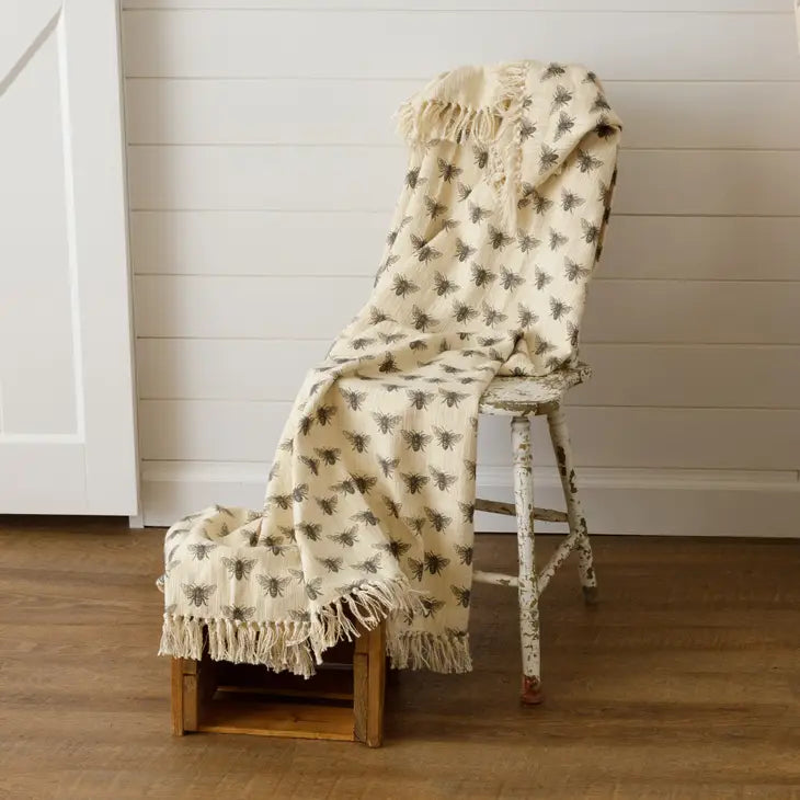 Bee Throw