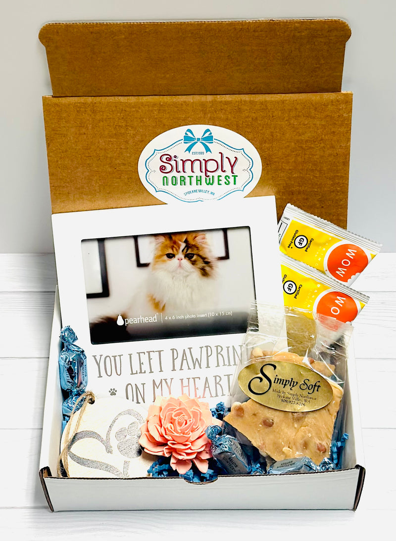 Pet Sympathy Gift Box